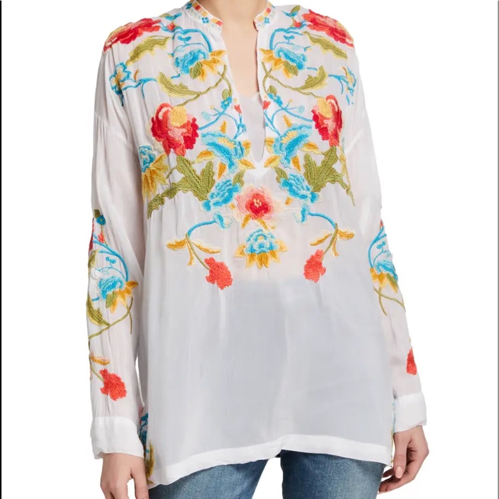 Johnny was embroided blouse nwt xs fits m too oversized
